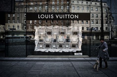 Jews in Fashion: Louis Vuitton Saga 